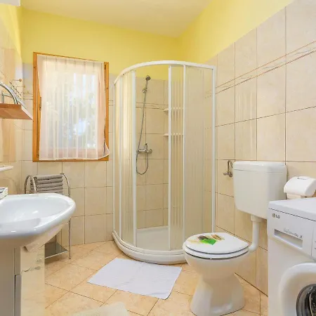 Ferienhaus Laura - Kst414 By Interhome