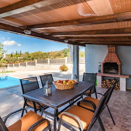 Holiday home Laura - Kst414 By Interhome *